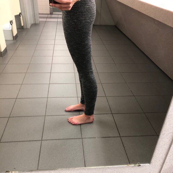 Lululemon full length leggings - Picture 5 of 6